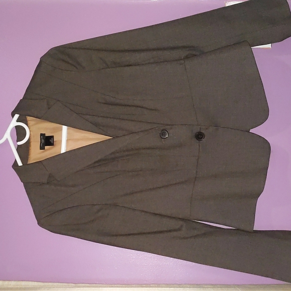Ann Taylor Jackets & Blazers - Ann Taylor, brown with tan undertones blazer, 10P
